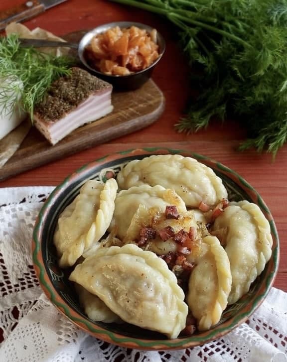 Вареники с картошкой и жареным луком