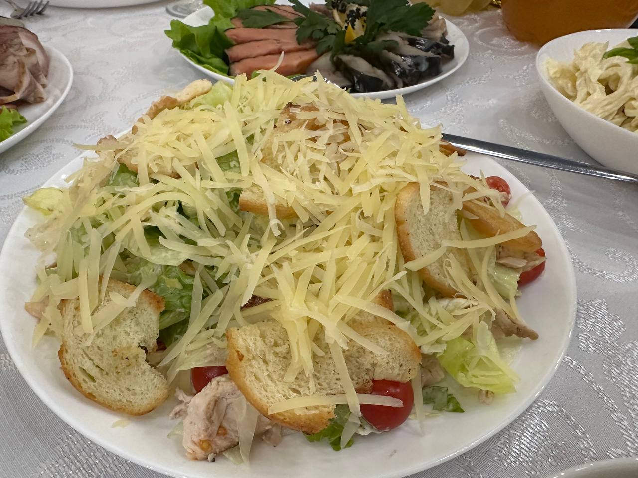 Салат "Цезарь" с курочкой